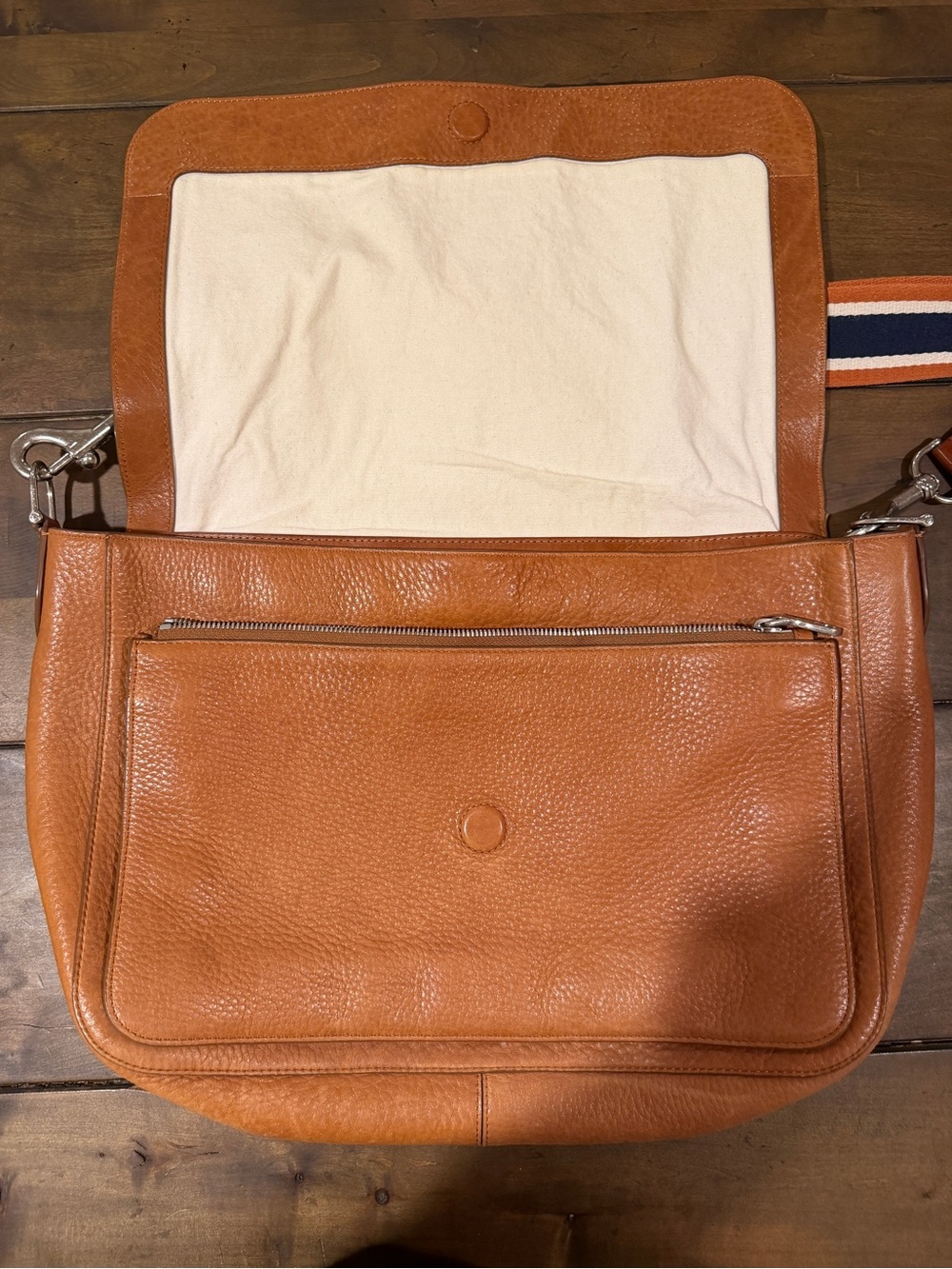 SHINOLA Tan Canfield Relaxed Leather Messenger Bag with Striped Shoulder Strap - Picture 5 of 11